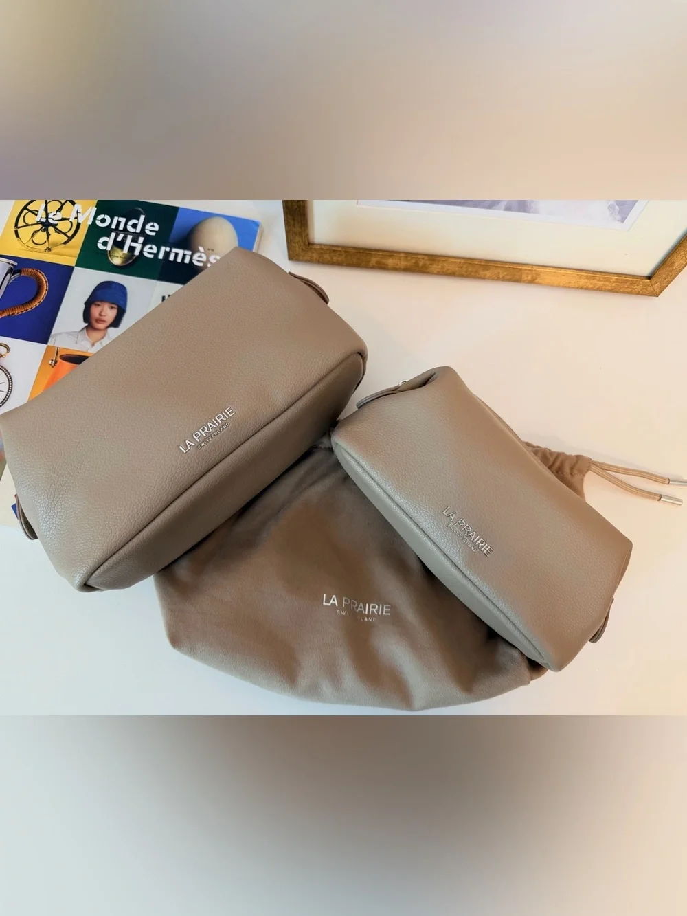 La Prairie Leather Cosmetic Bag Set
